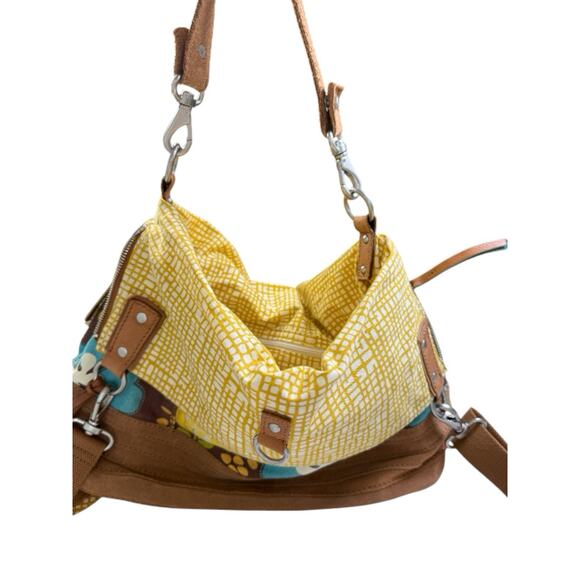 Fossil Large Hobo Crossbody Bag Key Bird Charm Leather Trim Floral Purse Boho - Picture 2 of 11